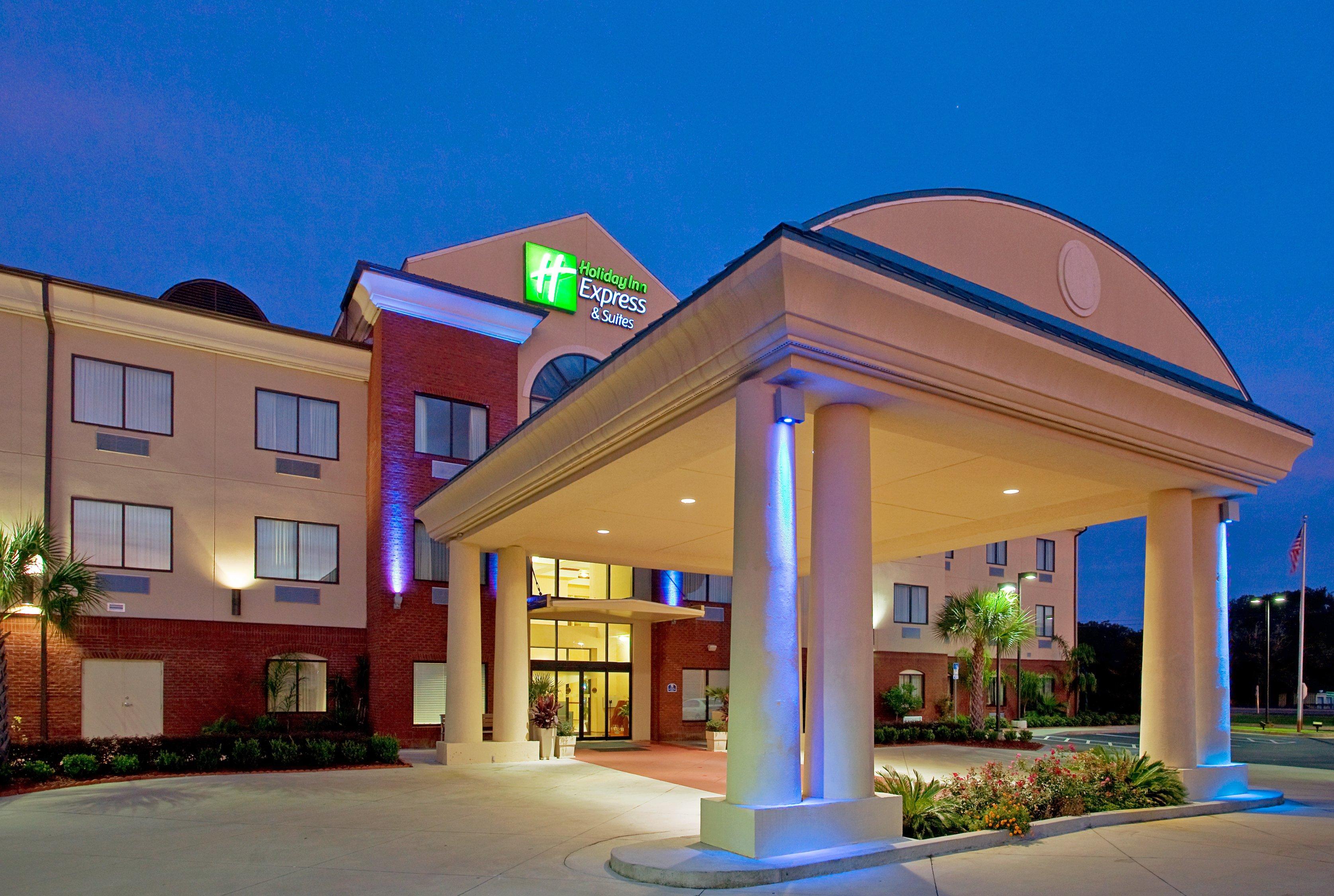 Holiday Inn Express Hotel & Suites Panama City-Tyndall Exteriör bild