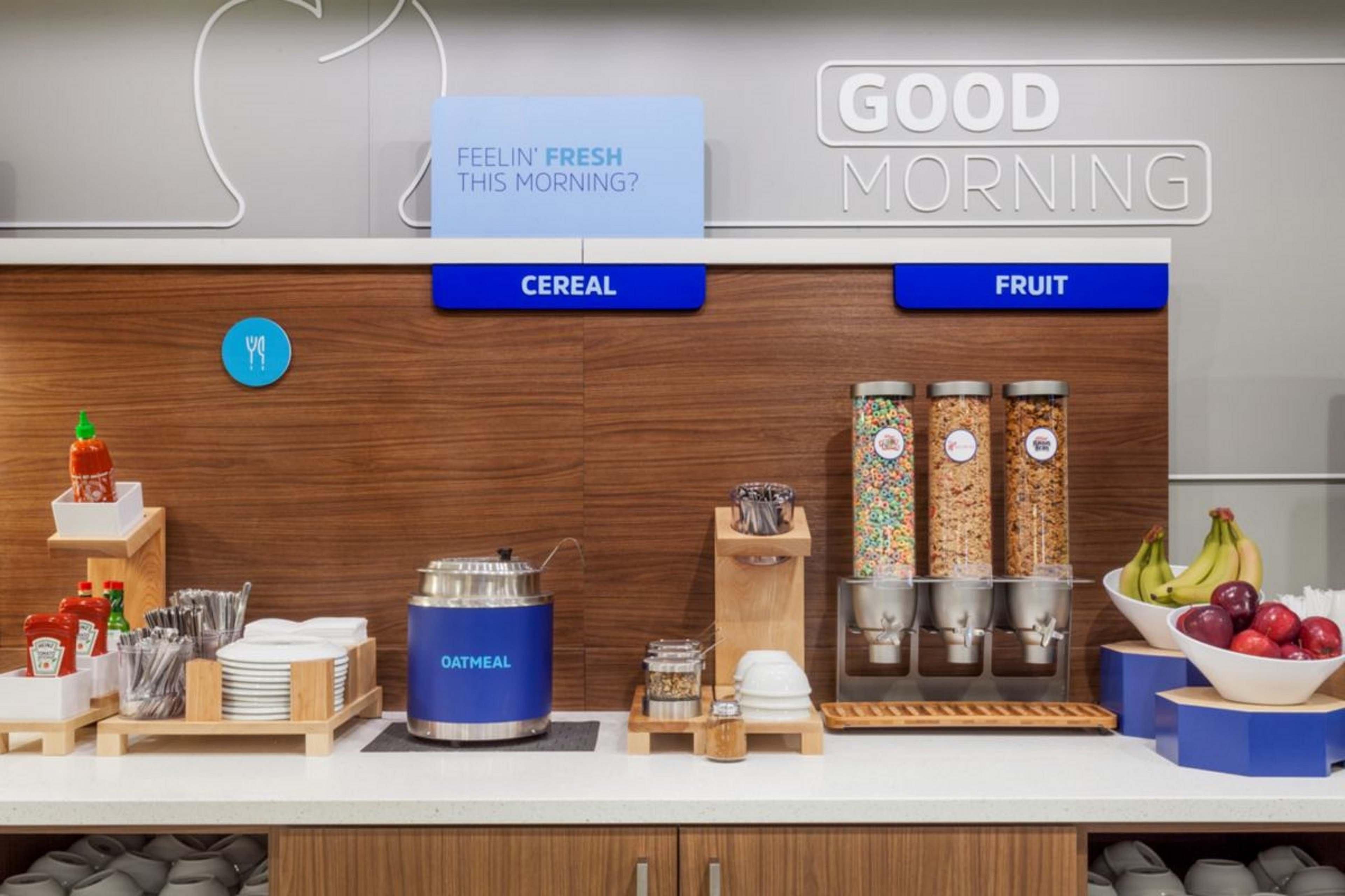 Holiday Inn Express Hotel & Suites Panama City-Tyndall Exteriör bild